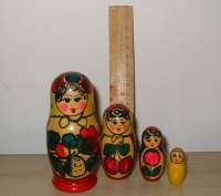 Traditional Rusiian Matrioshka nesting dolls. Click picture to enlarge.